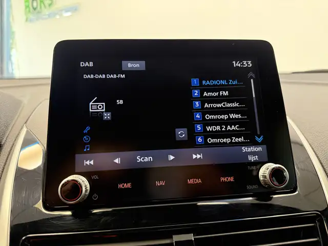 Mitsubishi Eclipse Cross view 18