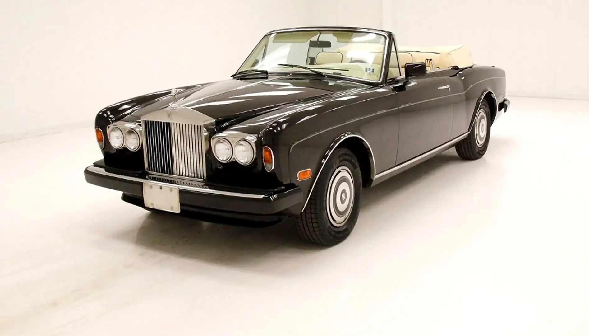 Rolls-Royce Corniche Convertible - 1