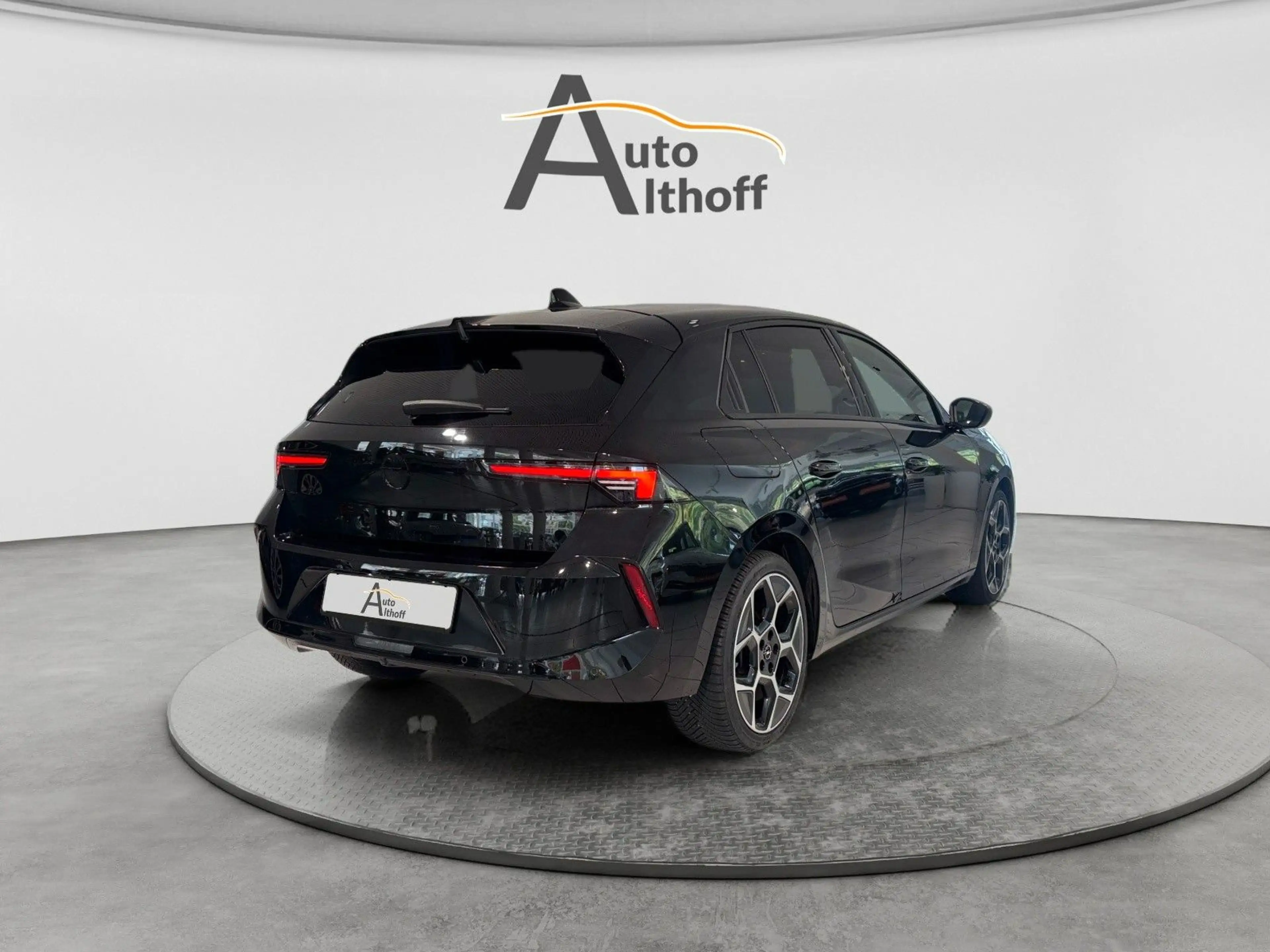 Opel Astra L Lim Ultimate Aut. SCHIEBE LED ACC HUD — photo 4