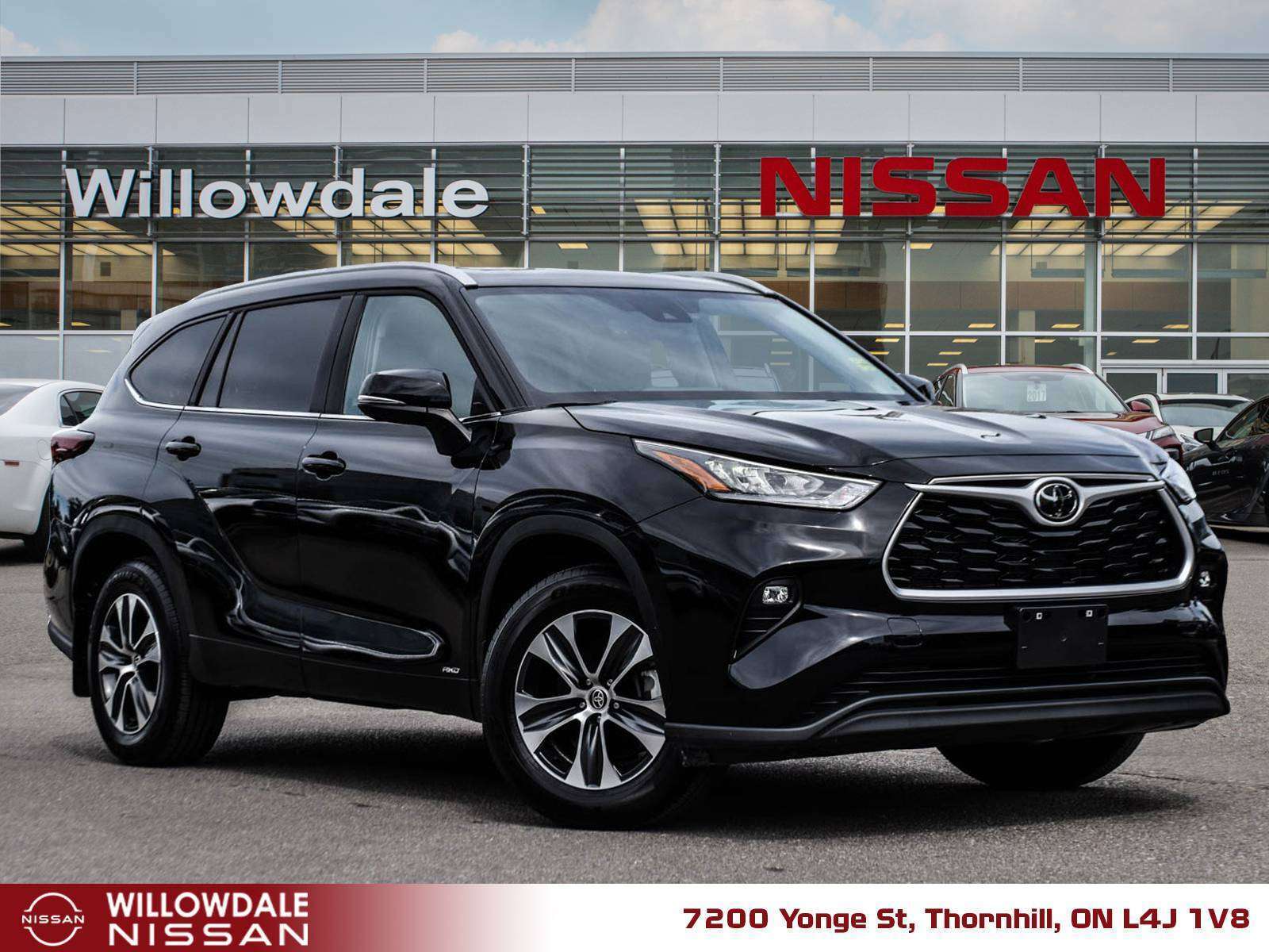 2026 Toyota Highlander HYBRID XLE | 1 OWNER | CLEAN CARFAX | LOW MILEAGE