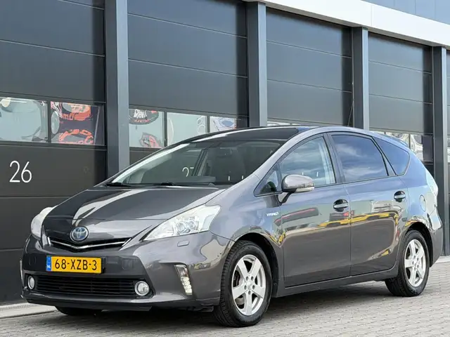 Toyota Prius+