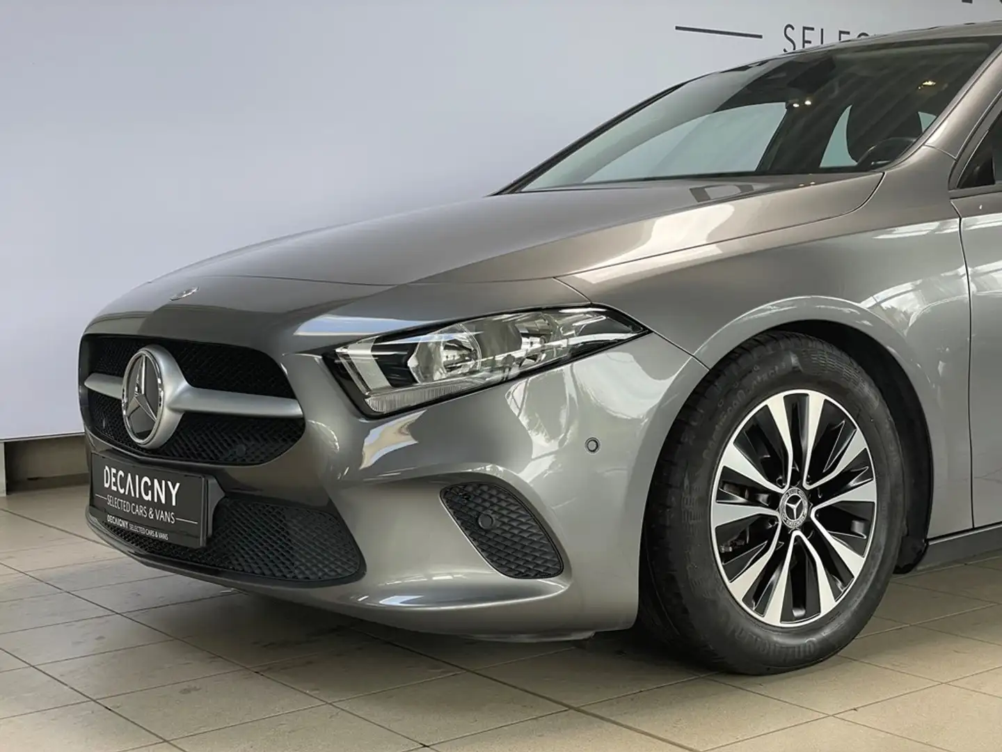 Mercedes-Benz A 180 1.3i *App Connect*Camera*Trekhaak Gris - 2