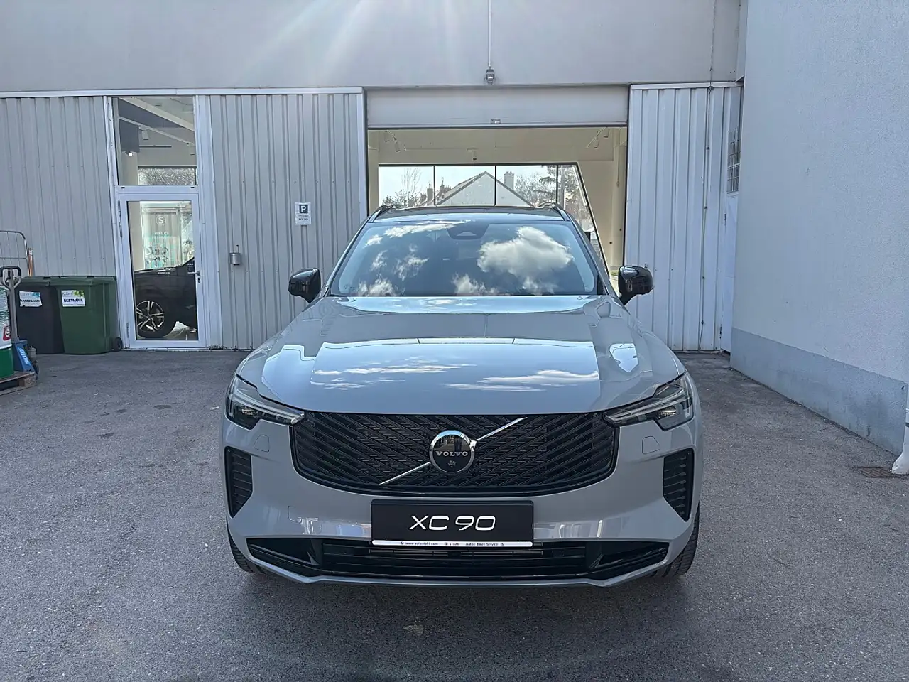 Volvo XC90 T8 AWD PHEV 18,8kWh Ultra Dark Auto Stahl Wien ... 5