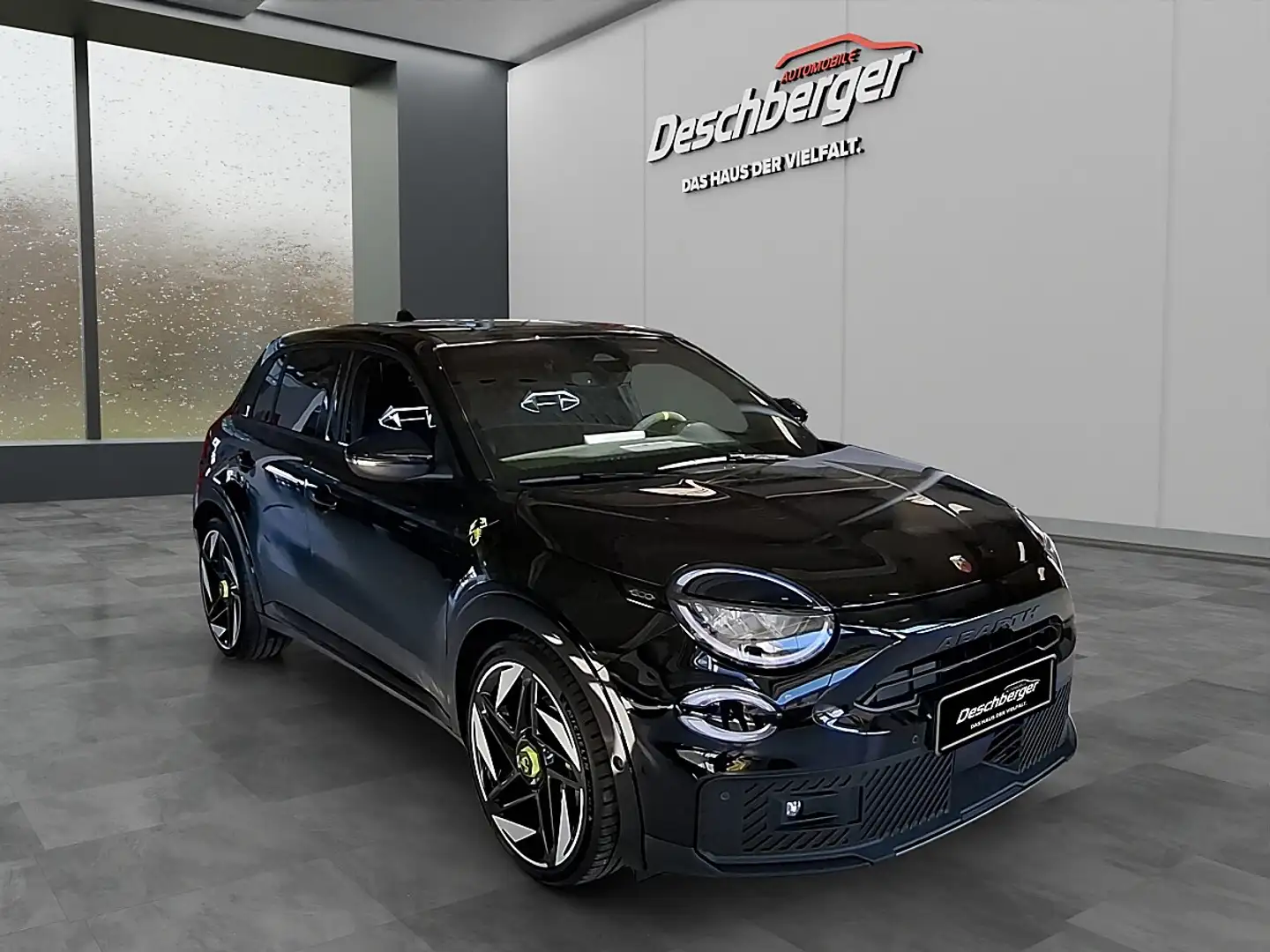 Abarth 600e Competizione 54 kWh Schwarz - 2