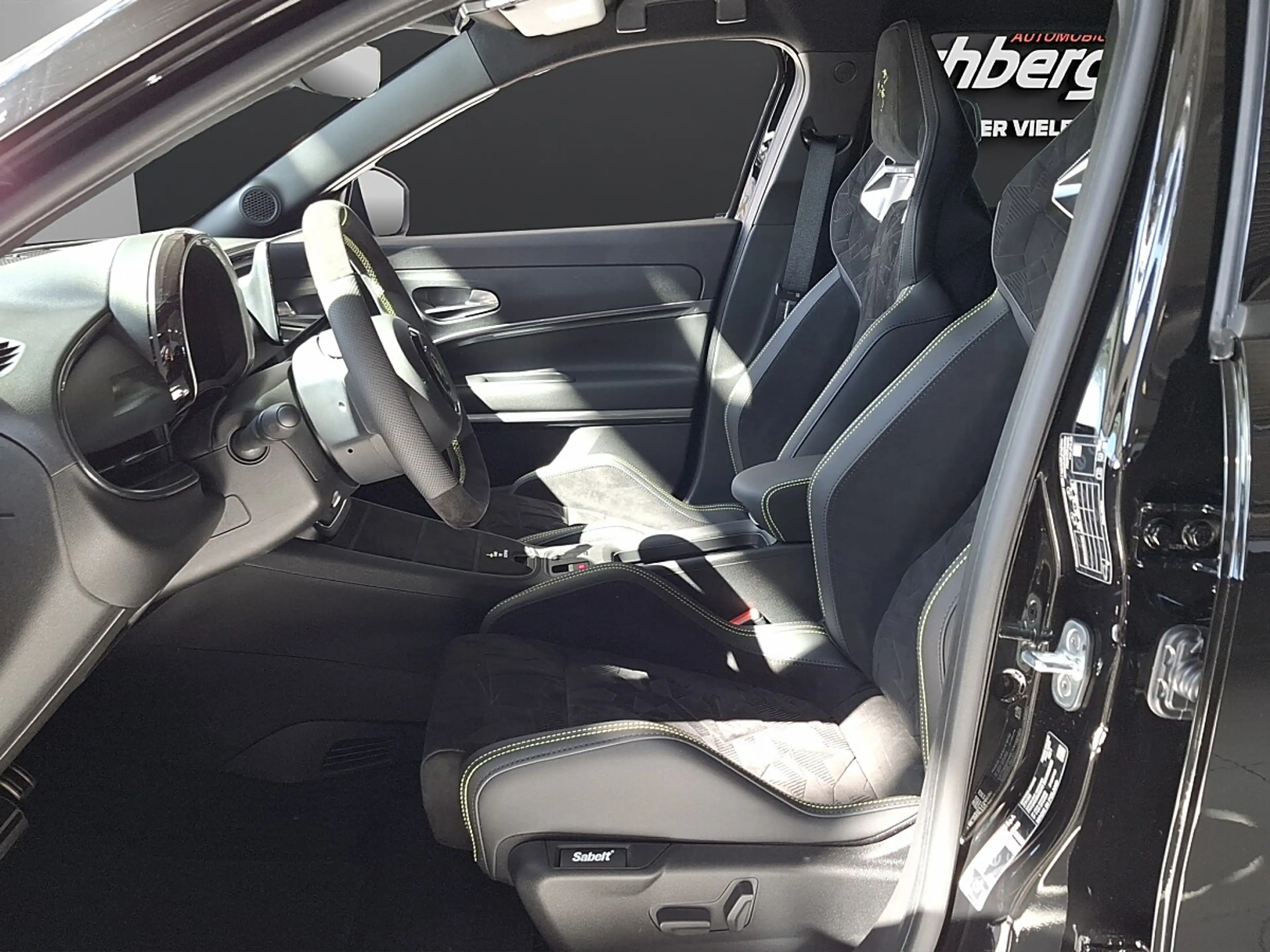 Abarth 600e Competizione 54 kWh — photo 9