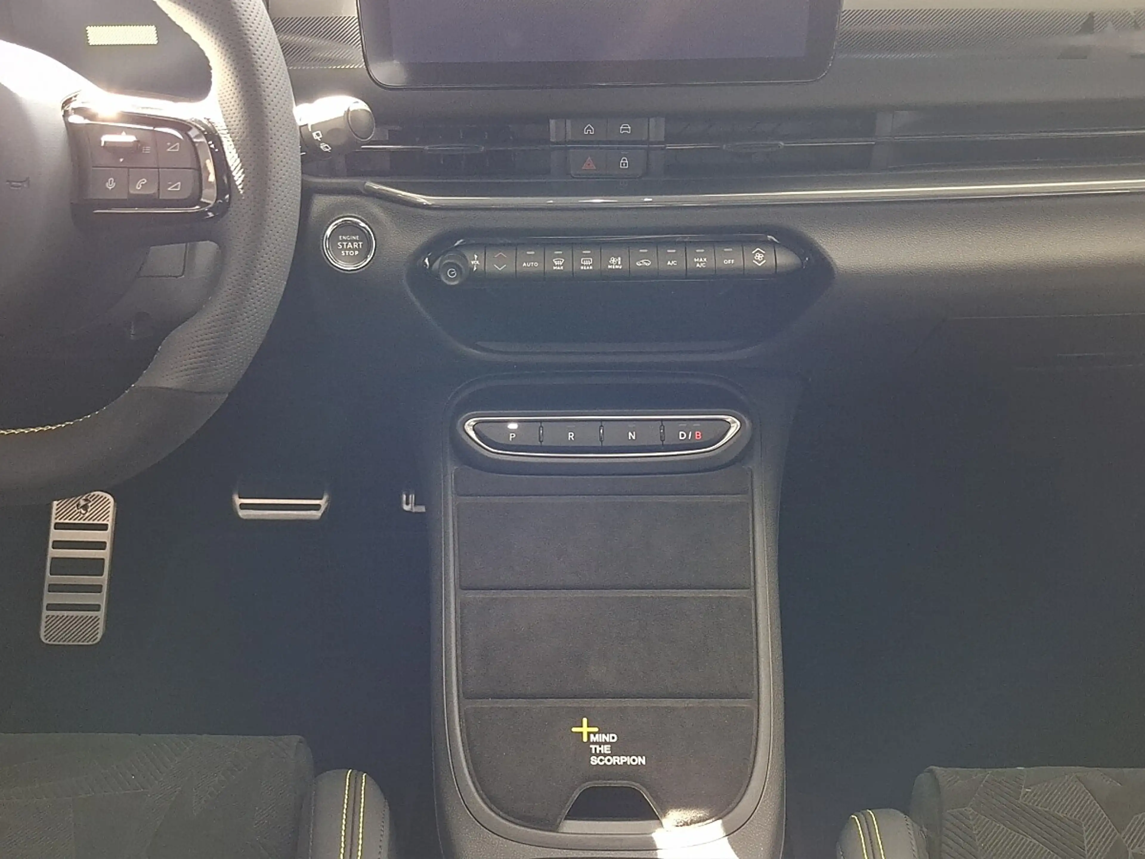 Abarth 600e Competizione 54 kWh — photo 8