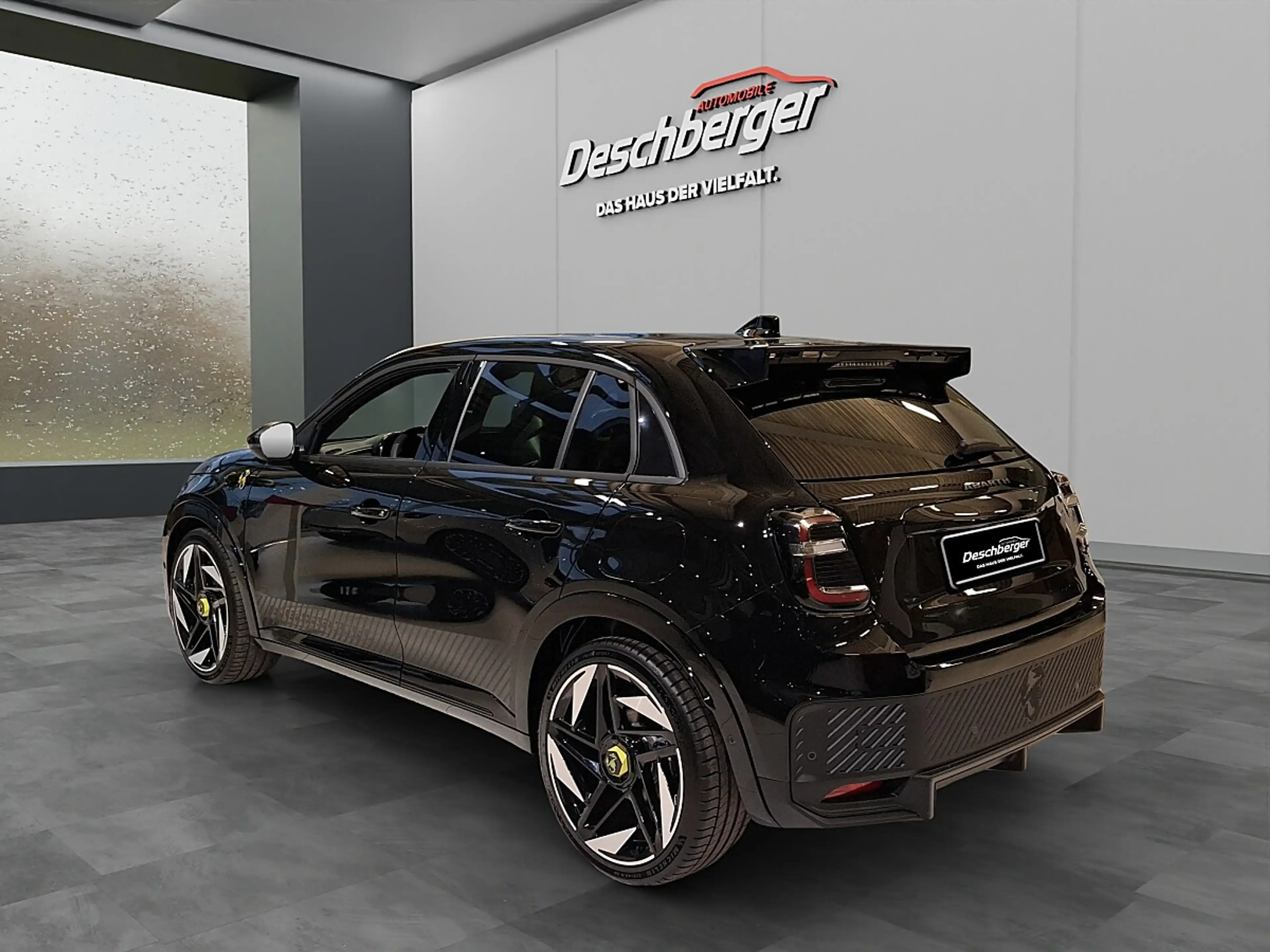 Abarth 600e Competizione 54 kWh — photo 5