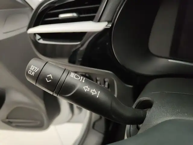 Opel Corsa view 12
