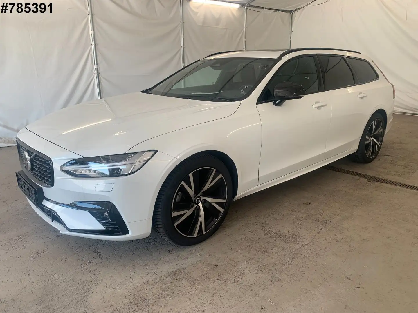 Volvo V90 Kombi Plus Dark LED 19" AHK Glasdach SportSi Bílá - 1
