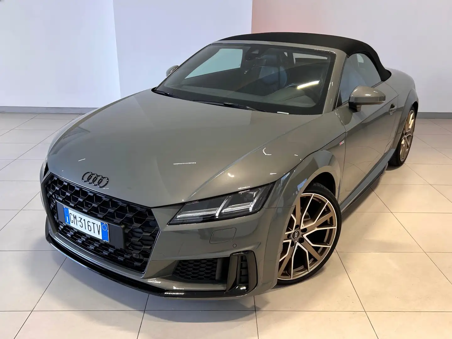 Audi TT Roadster 40 TFSI S tronic Bronze Selection Szary - 1