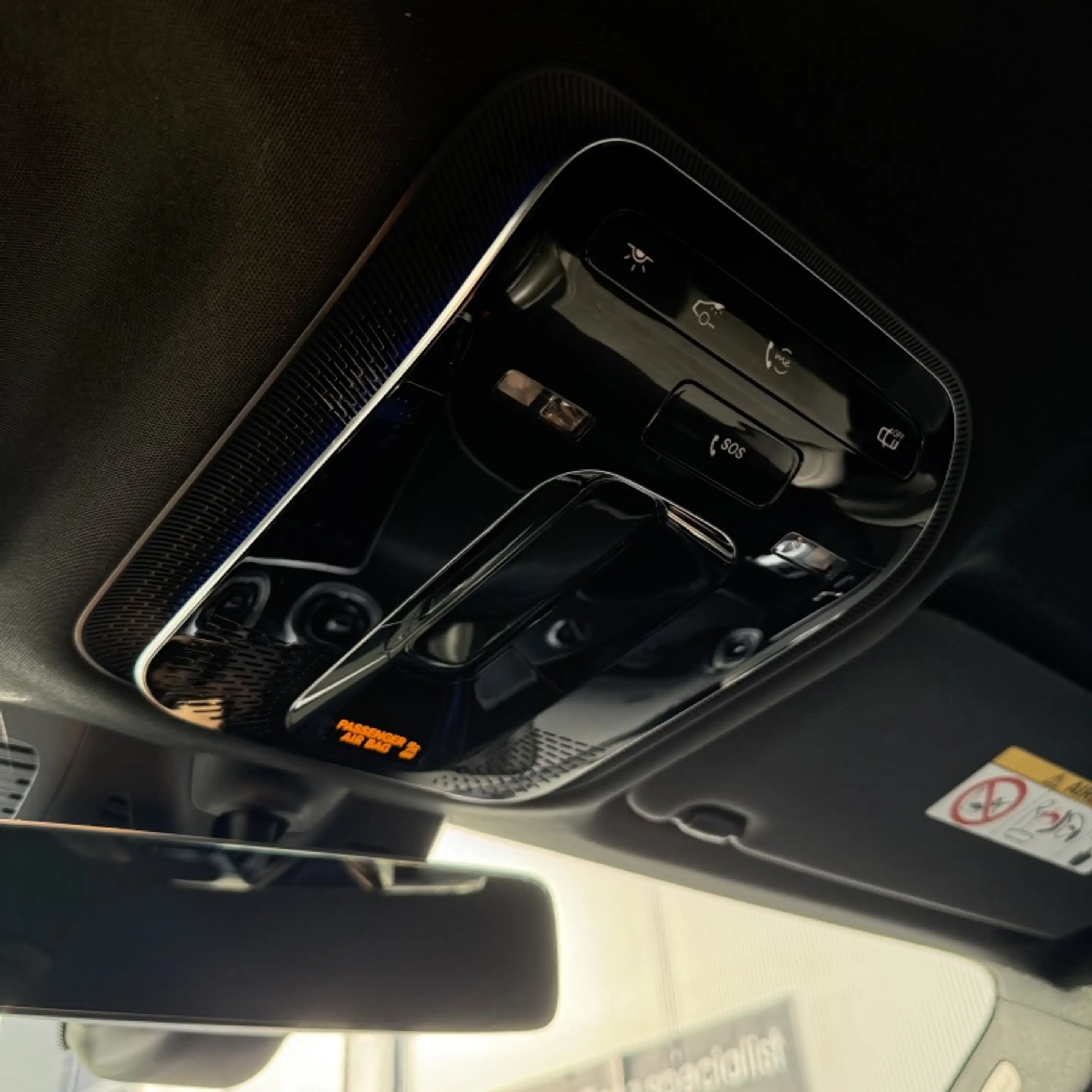 Mercedes-Benz GLC 300 MODEL"23 300e 4MATIC AMG Line *MODEL"23/CAMERA/TRE — photo 21