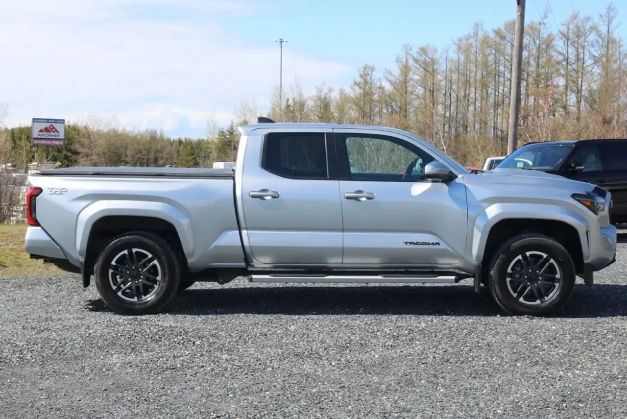 Toyota Tacoma снимка Toyota Tacoma