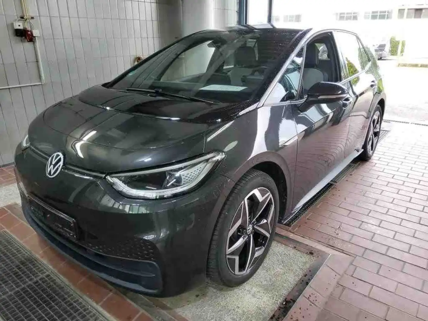 Volkswagen ID.3 PURE PERF. 55 kWh STYLE +IQ.LIGHT +ACC +CARPLAY + Grau - 2