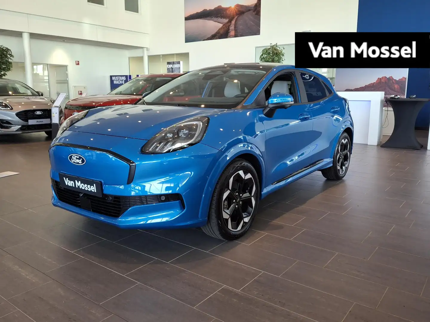 Ford Puma Gen-E Premium 44 kWh Nieuw te bestellen| Panoramad Blauw - 1