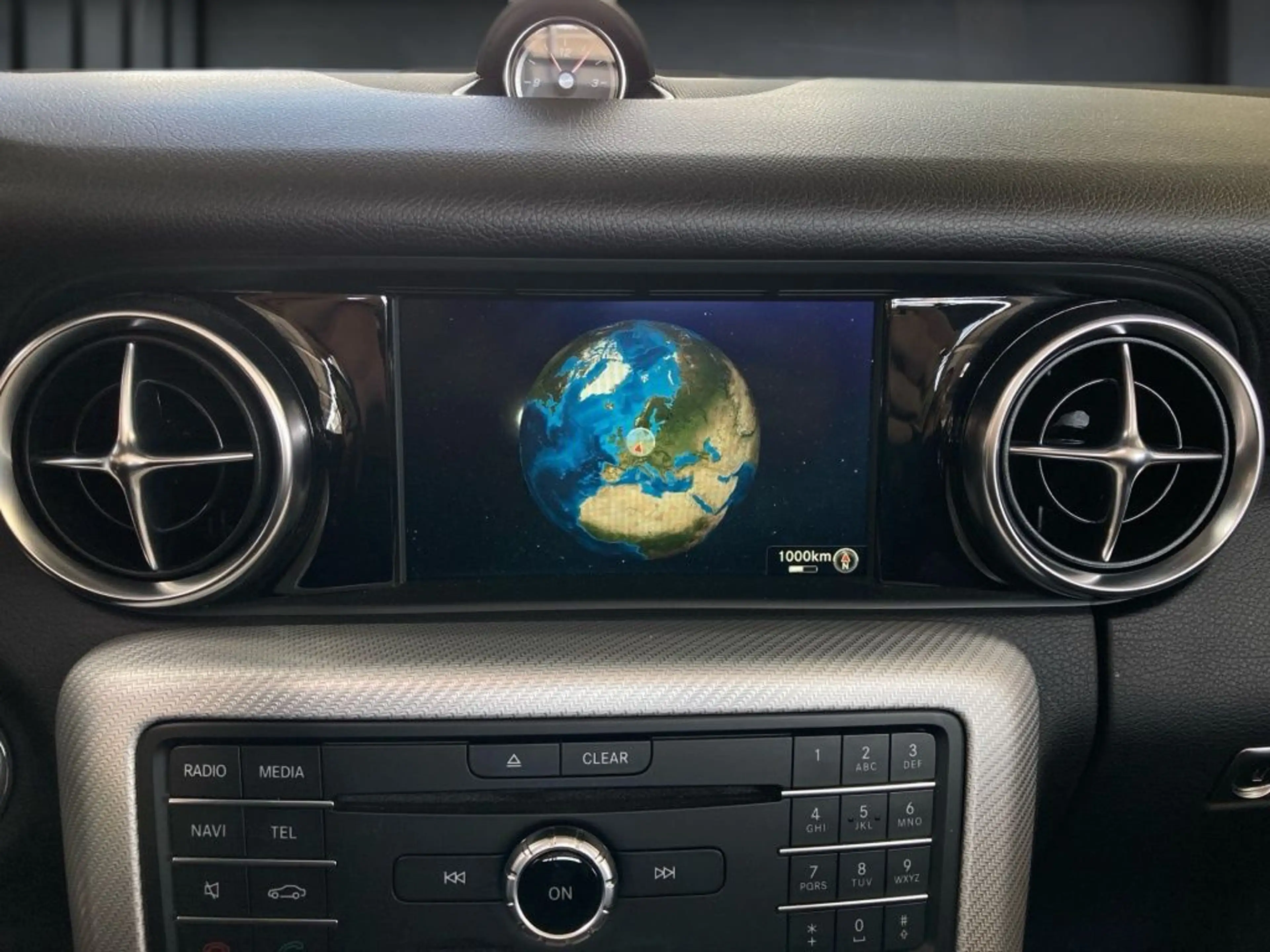 Mercedes-Benz SLC 300 SLC 300 +Memory+Airscaf+Pano+Ambiente — photo 3