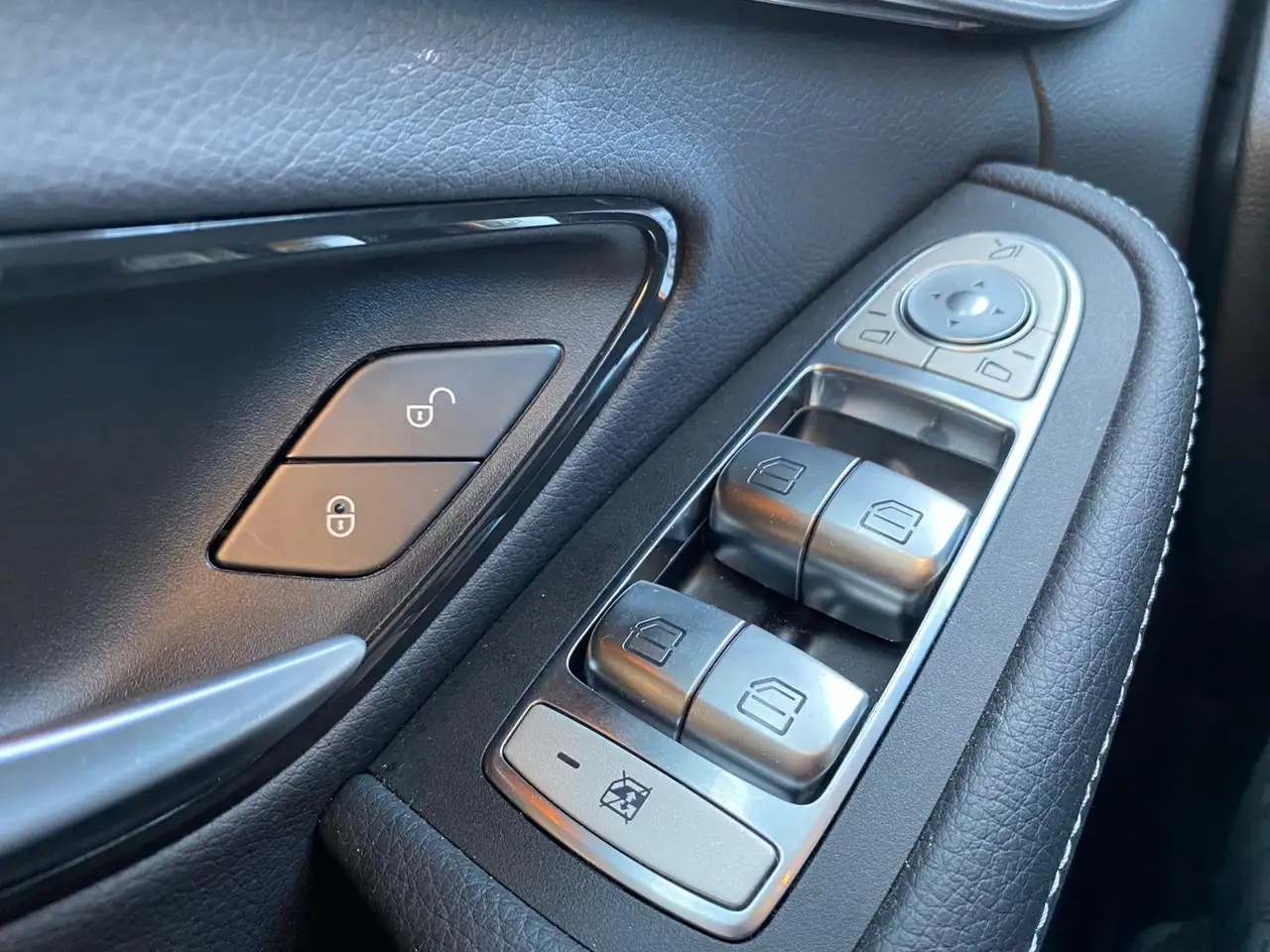 Mercedes-Benz C-Class Automaat / 1.6 Diesel / 100.000 km / 2021 / 12 mnd Waarborg, миниатюра 29