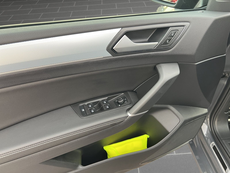 Volkswagen Touran 2.0 TDI GOAL RFK SHZ KLIMA AHK NAVI — photo 13