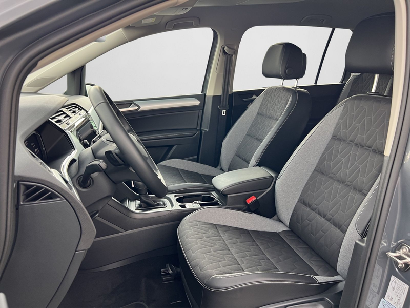 Volkswagen Touran 2.0 TDI GOAL RFK SHZ KLIMA AHK NAVI — photo 12