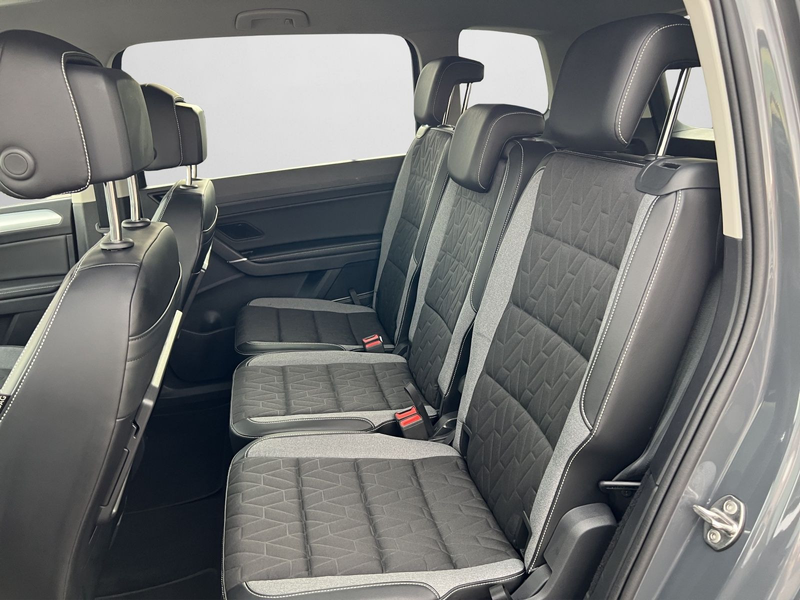 Volkswagen Touran 2.0 TDI GOAL RFK SHZ KLIMA AHK NAVI — photo 14