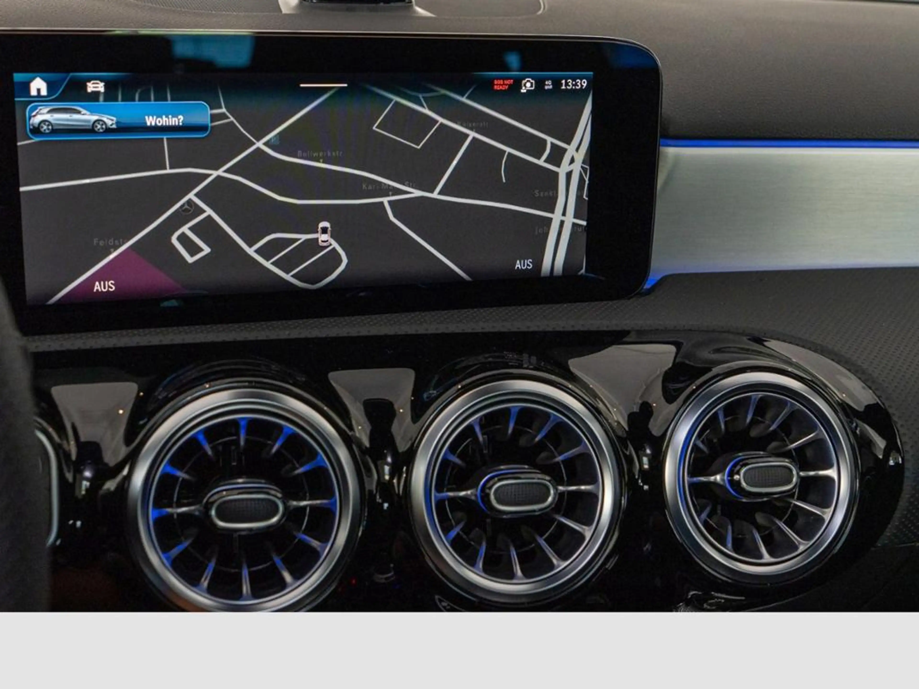 Mercedes-Benz A 250 e mit EQ Hybrid Technologie 360 ACC AUT LM — photo 11