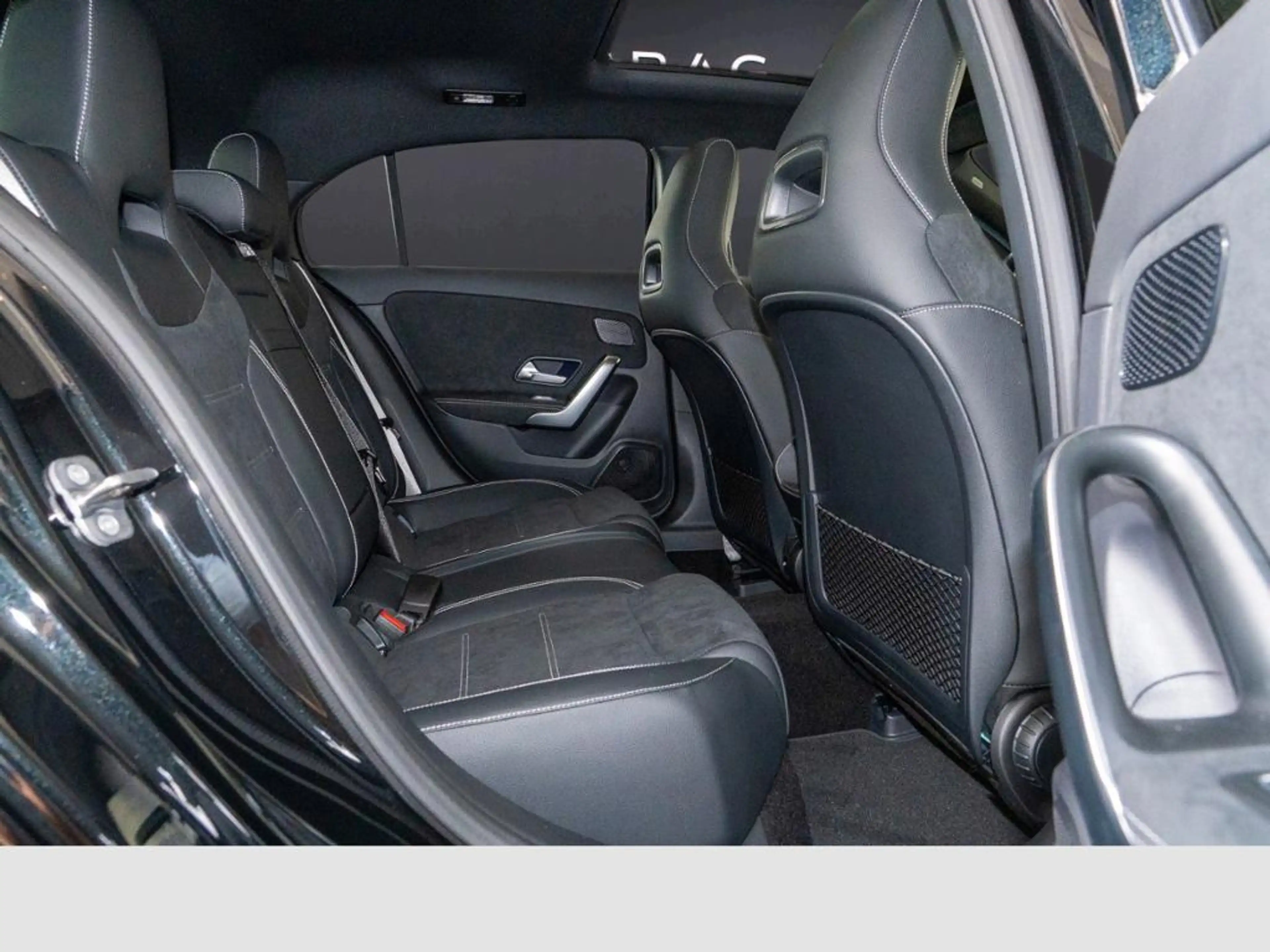 Mercedes-Benz A 250 e mit EQ Hybrid Technologie 360 ACC AUT LM — photo 9