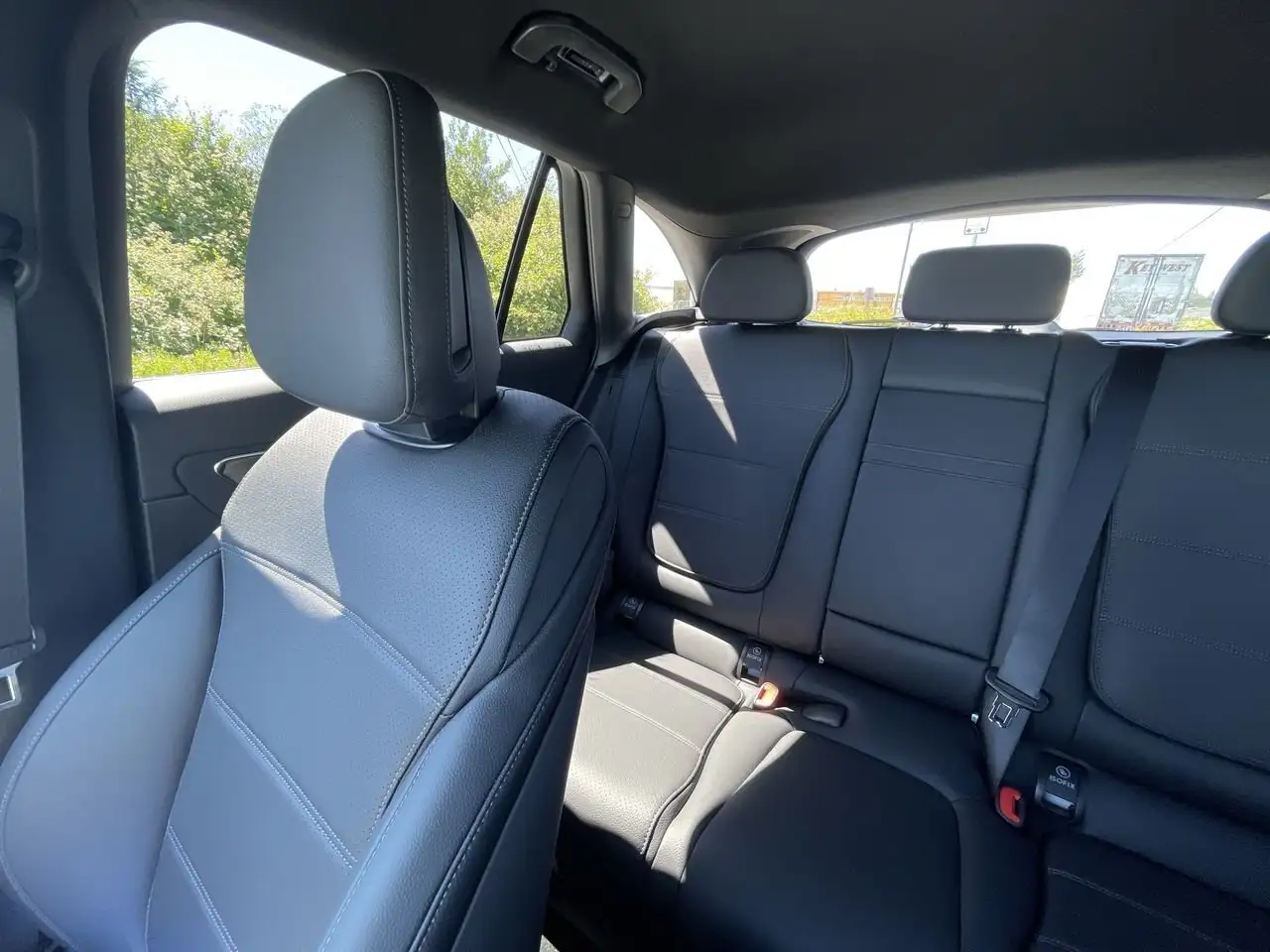 Mercedes-Benz GLC снимка Mercedes-Benz GLC