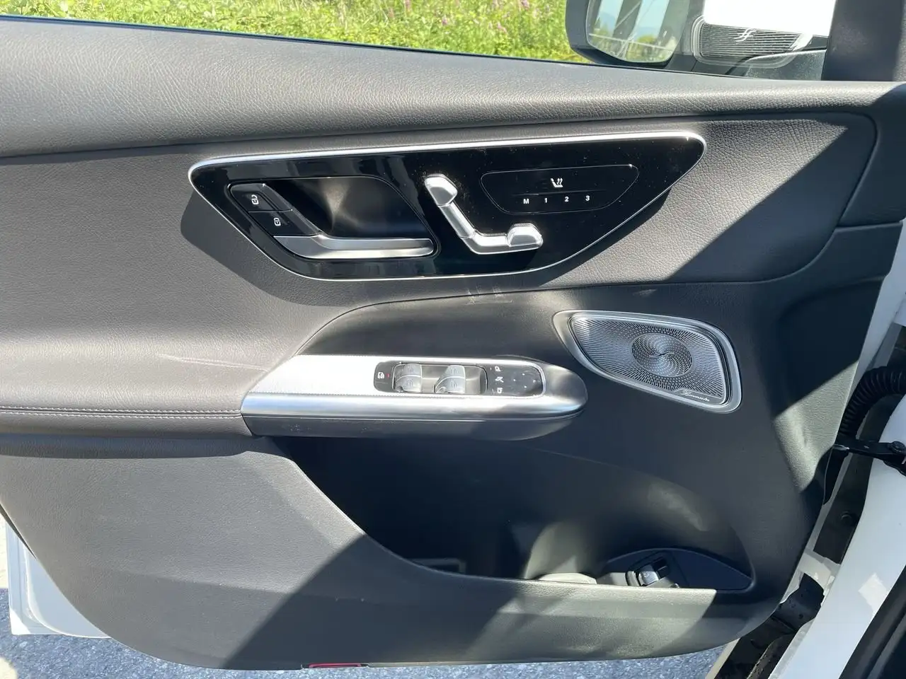 Mercedes-Benz GLC снимка Mercedes-Benz GLC