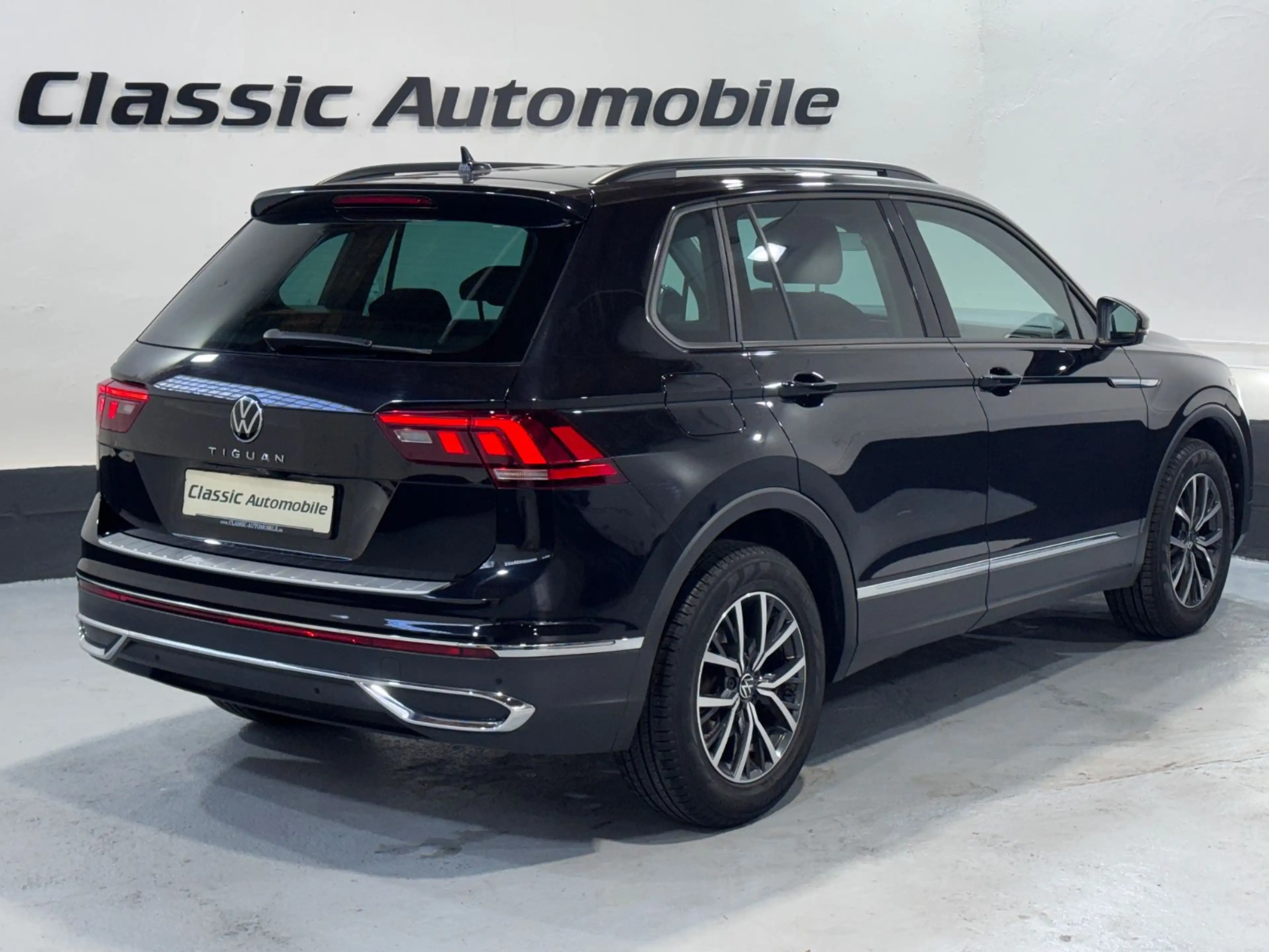 Volkswagen Tiguan Life *DSG*Carplay*Spur*Navi*Kamera* — photo 2
