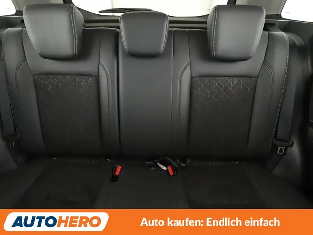 Suzuki Vitara view 15
