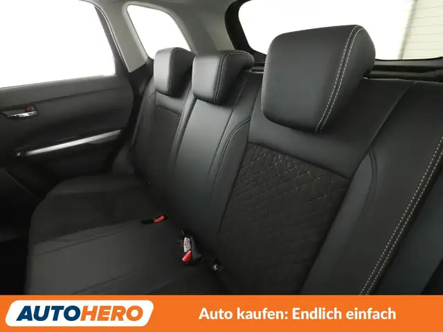 Suzuki Vitara view 14