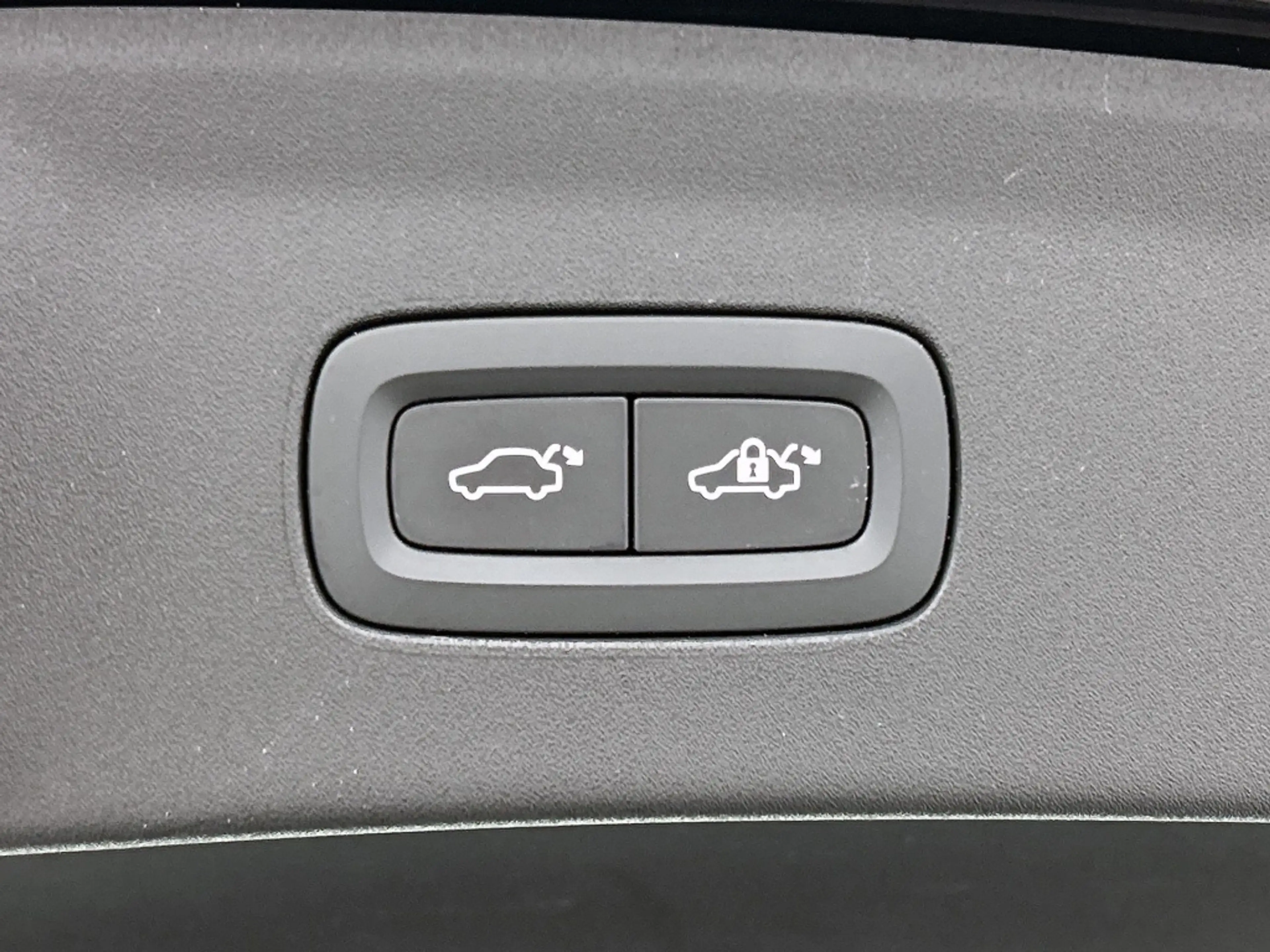 Polestar 2 tandard Range Single Motor 63kWh — photo 12