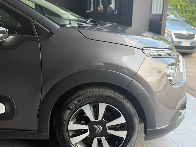 Citroen C3 view 9