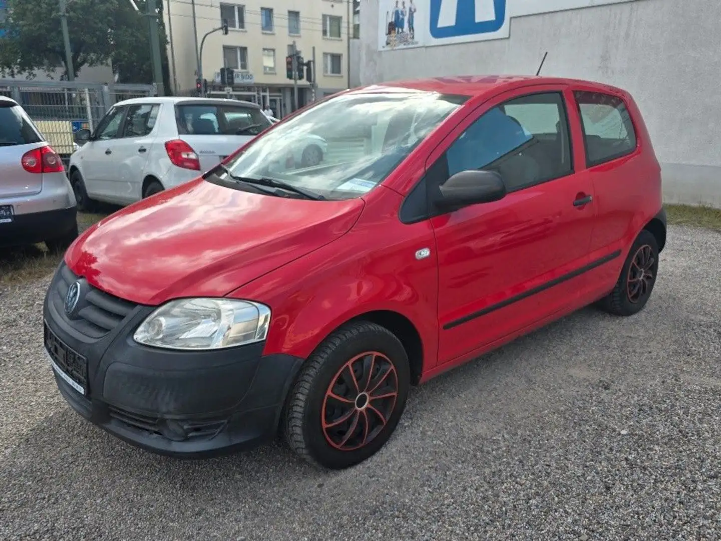 Volkswagen Fox Basis*Servo*TÜV NEU*Euro5* Rot - 1