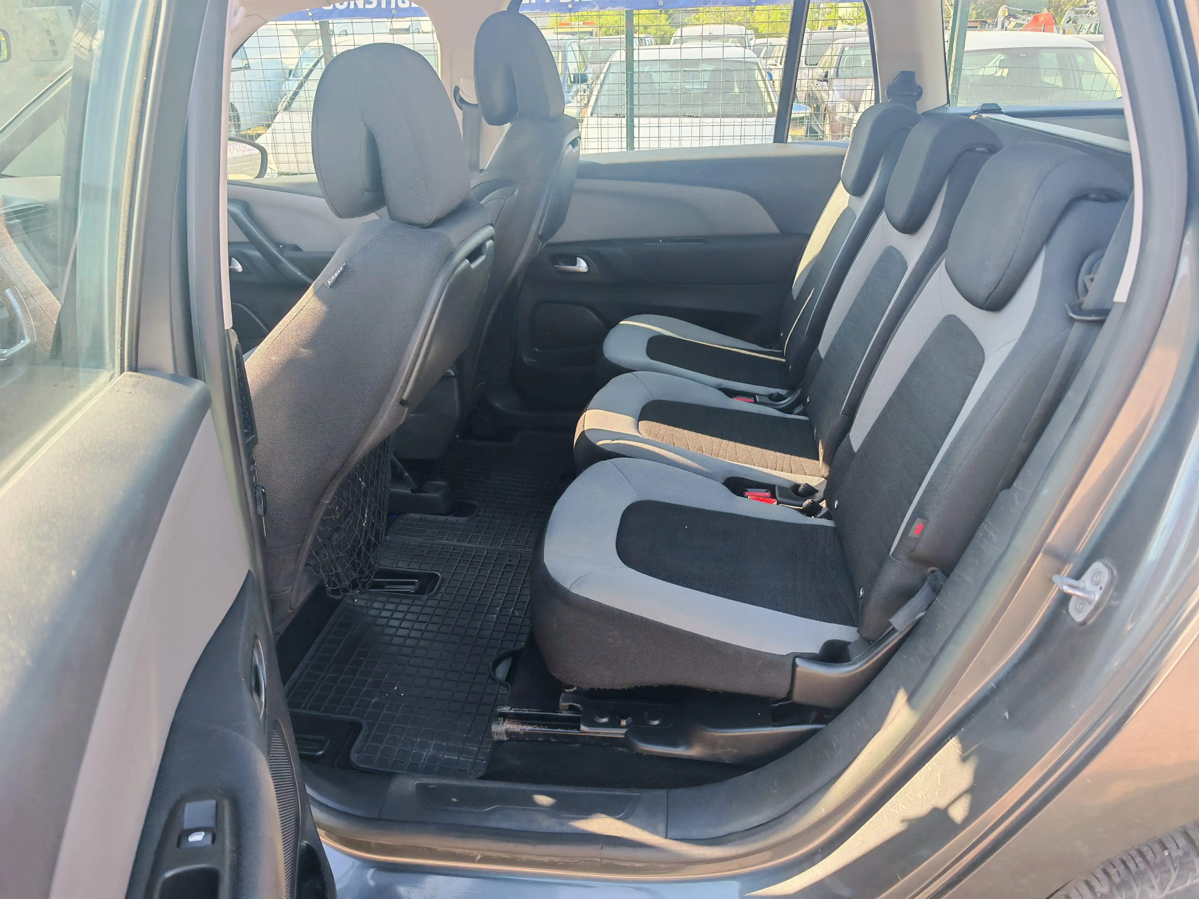 Citroen Grand C4 SpaceTourer Seduction — photo 15
