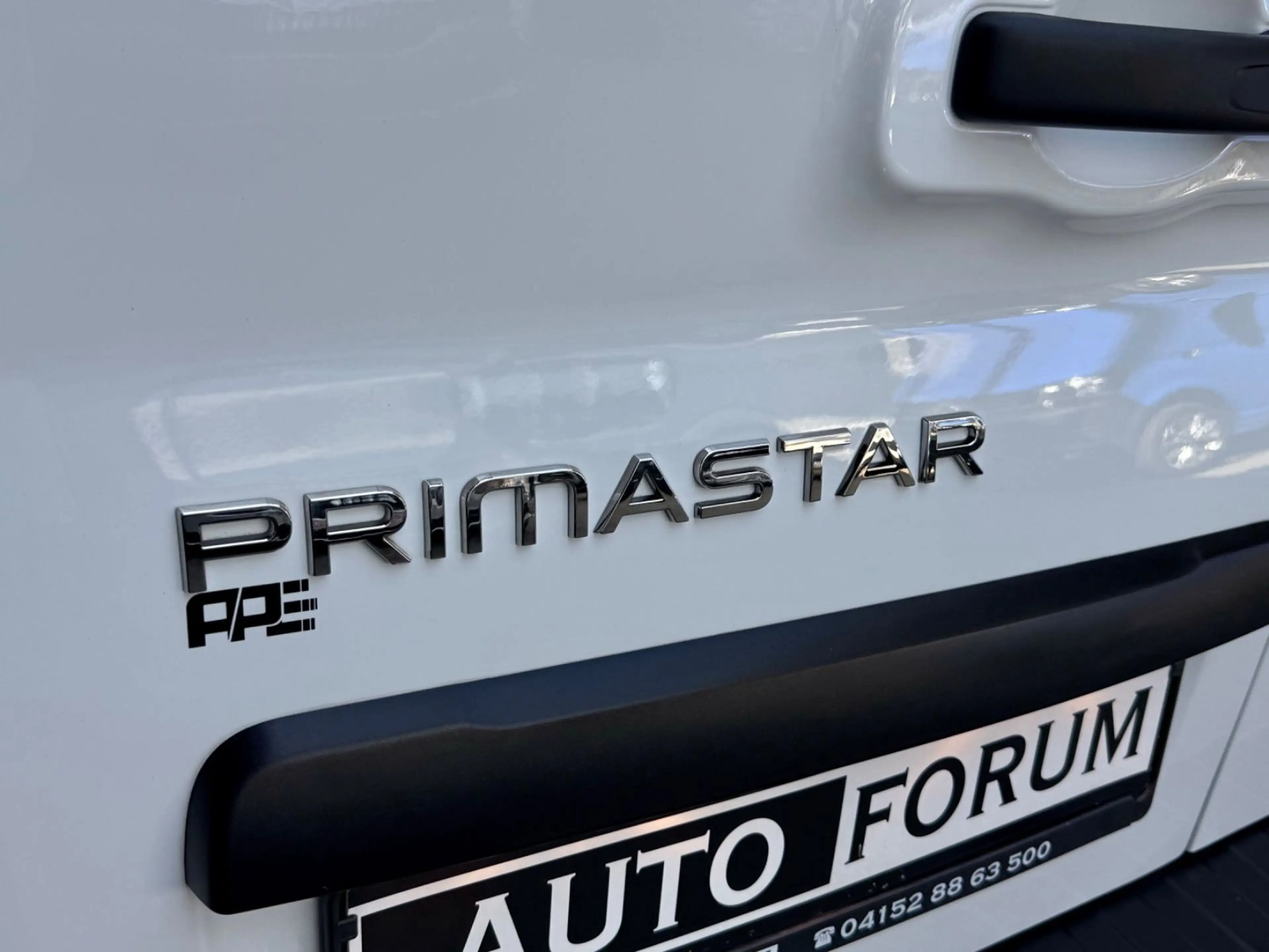 Nissan Primastar 2.0 D L1H1 AUTOMATIK AHK NAVI LED CAM — photo 8