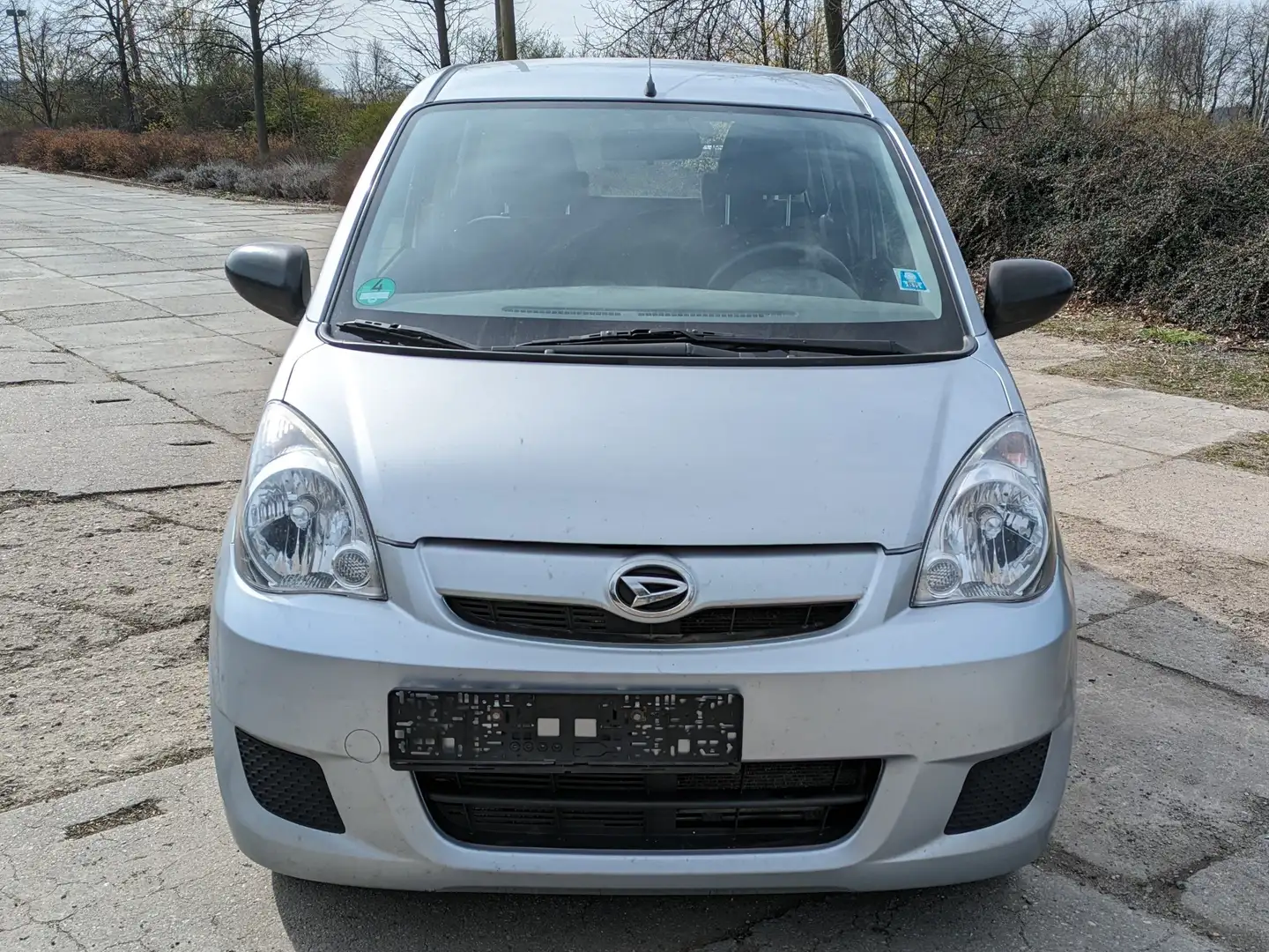 Daihatsu Cuore Silber - 1