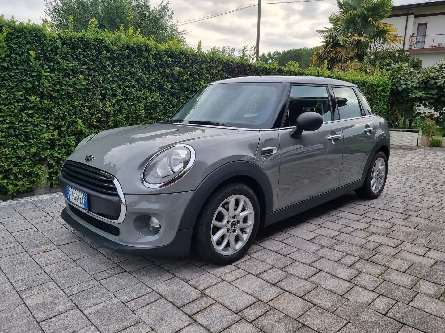 MINI One D Mini IV F55-F56 2014 1.5 Business 5p Gri - 1