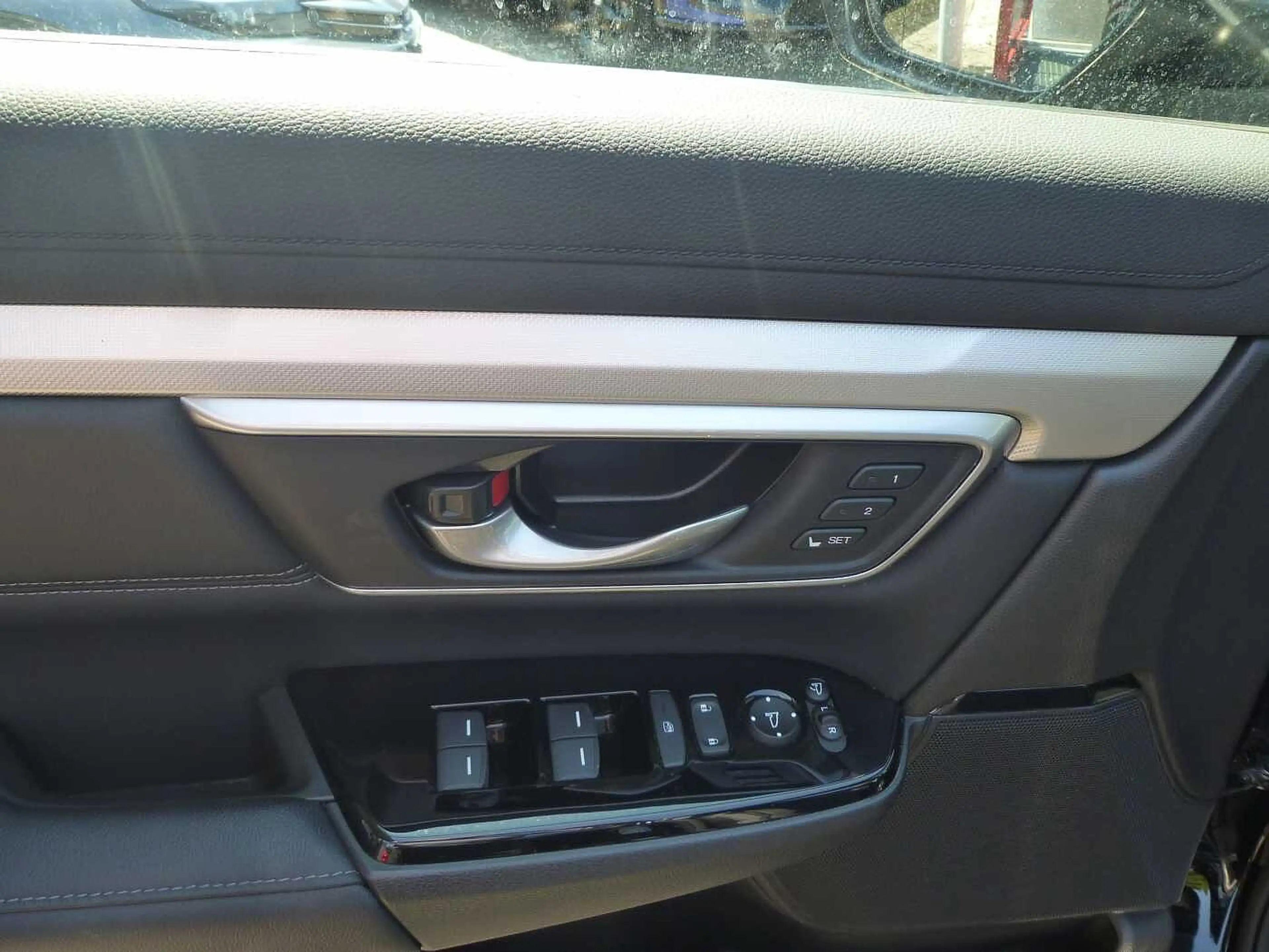 Honda CR-V Hybrid e:HEV 2.0 i-MMD 4WD Executive — photo 14