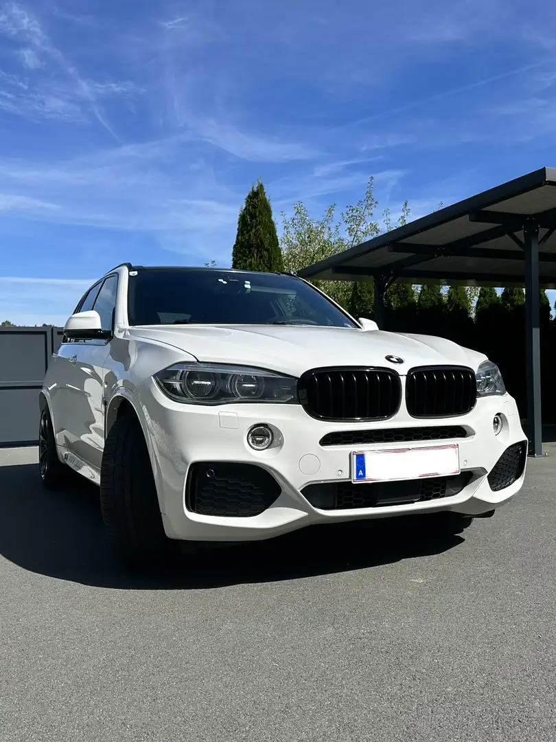 BMW X5 xDrive30d Österreich-Paket Aut. Weiß - 1