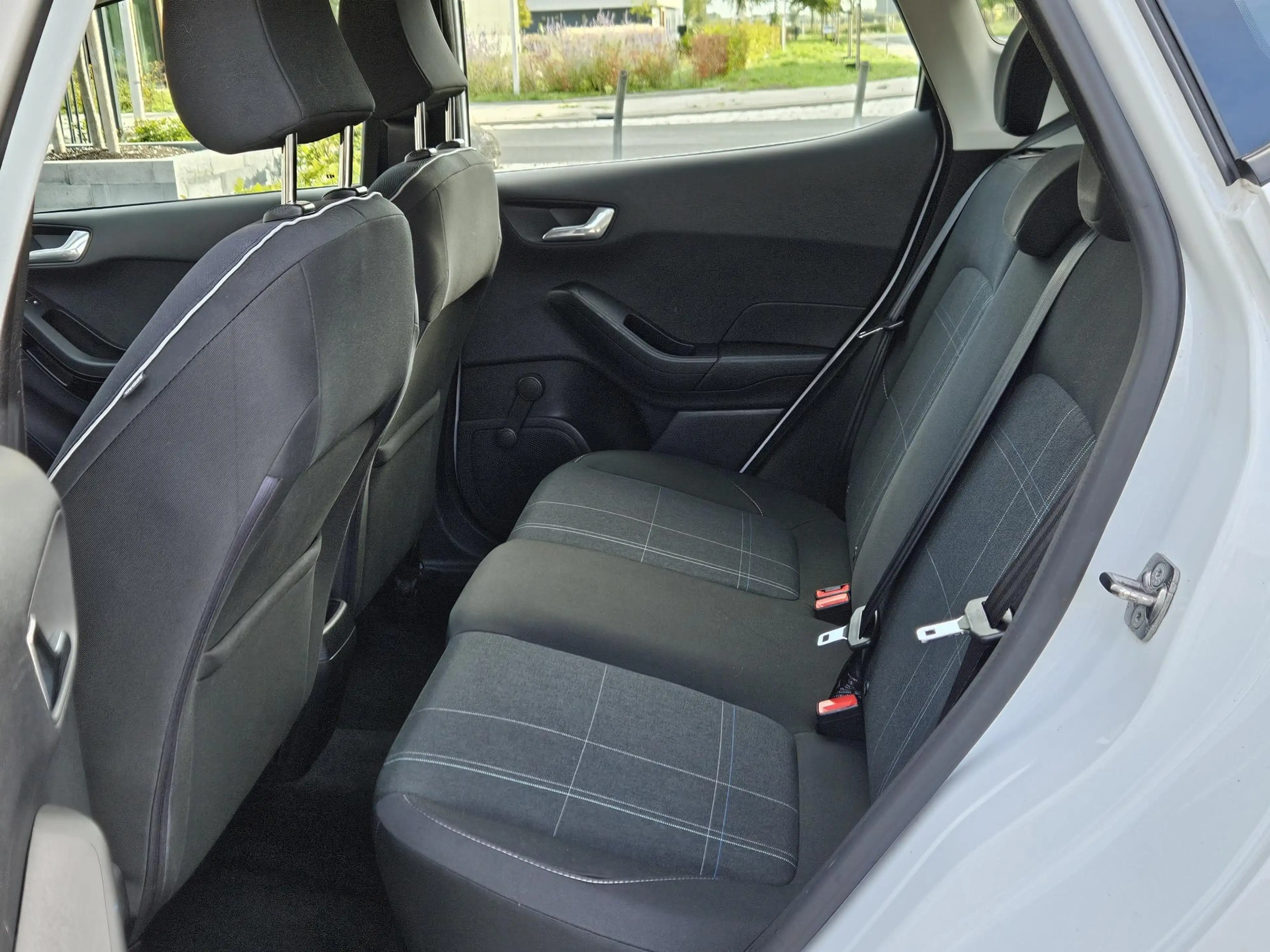 Ford Fiesta 1.1 Trend Carplay, Cruise, Voorruitverwarming — photo 18