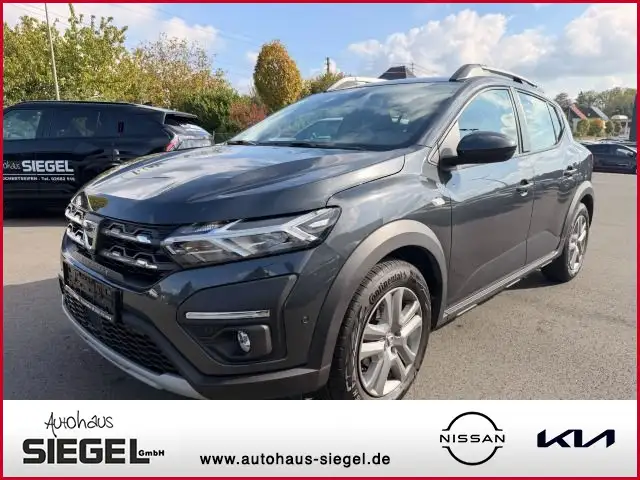 Dacia Sandero III Stepway Comfort *8 Fach bereift*