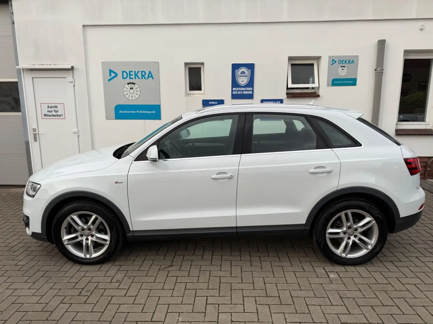 Audi Q3 2.0 TDI QUATTRO S-LINE Weiß - 2