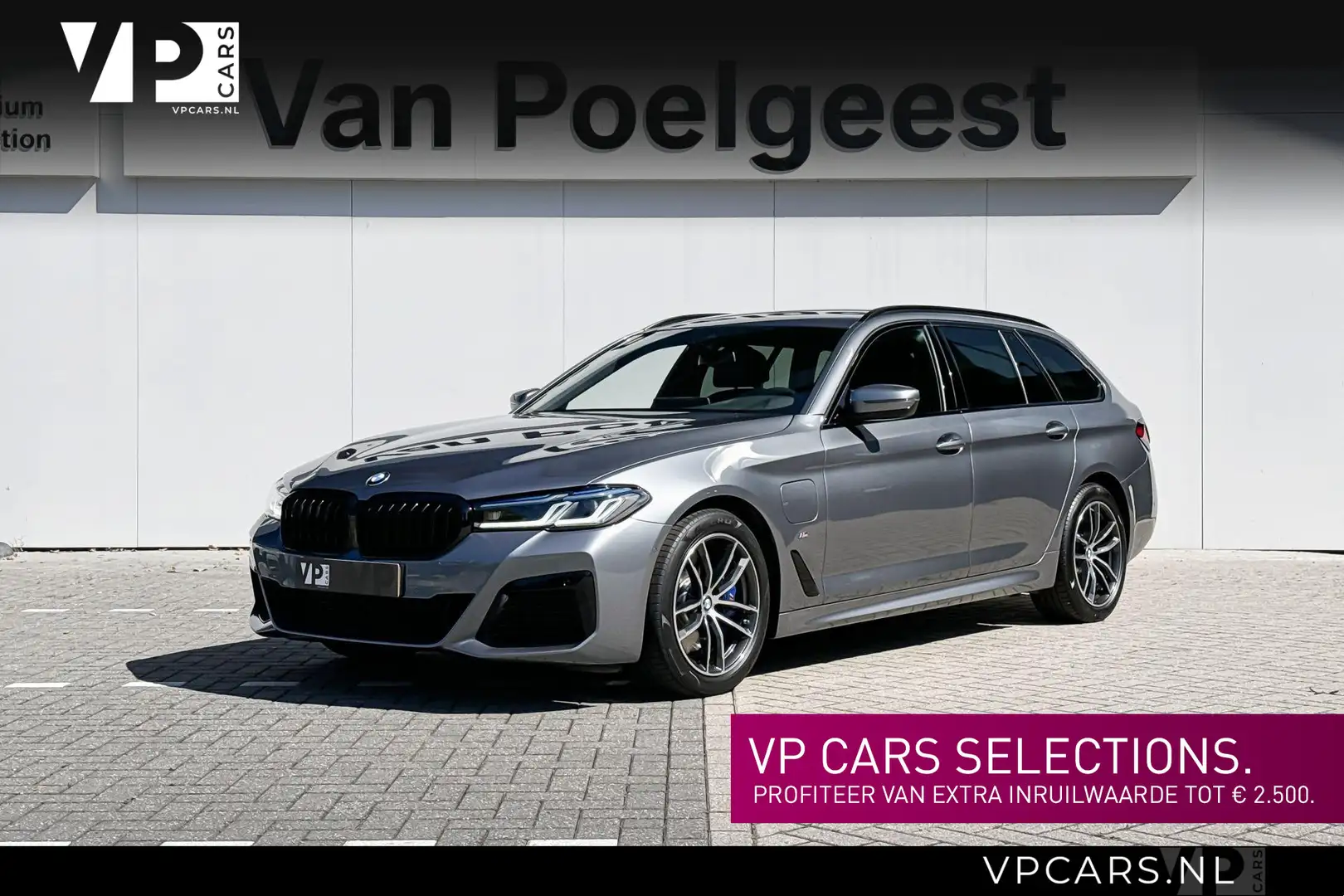 BMW 530 5 Serie Touring 530e | M Sport | Harman Kardon | S Grijs - 1