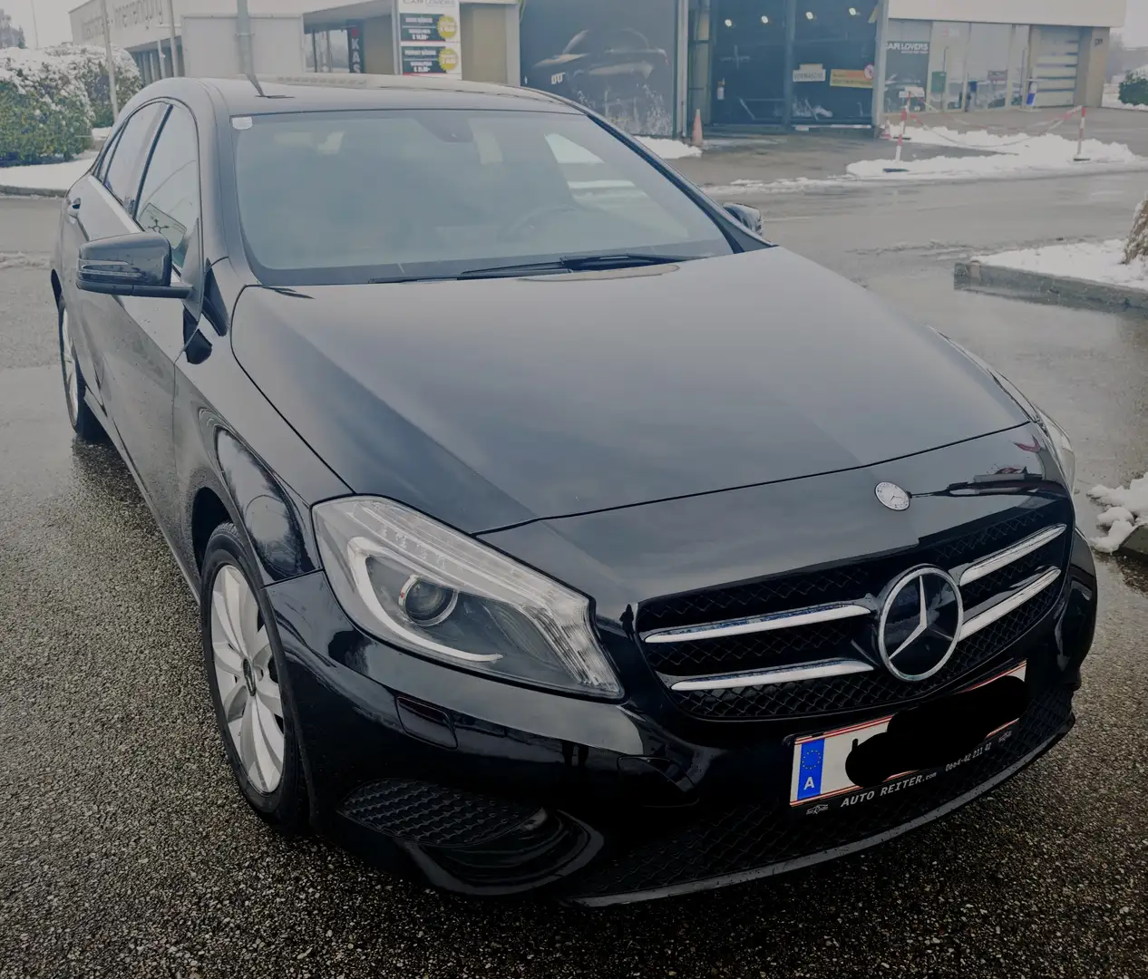 Mercedes-Benz A 180 A 180 CDI BlueEfficiency Edition Lifestyle Edition Lifestyle Schwarz - 1