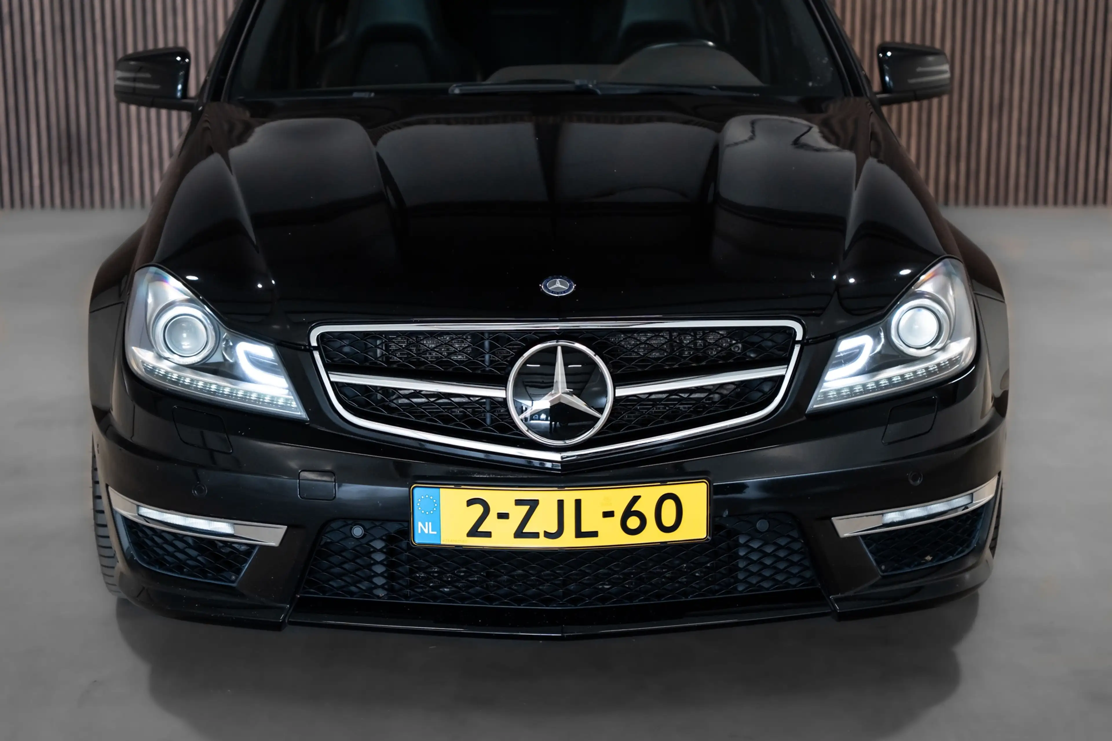 Mercedes-Benz C 63 AMG Performance Package 487PK Carbon — photo 5