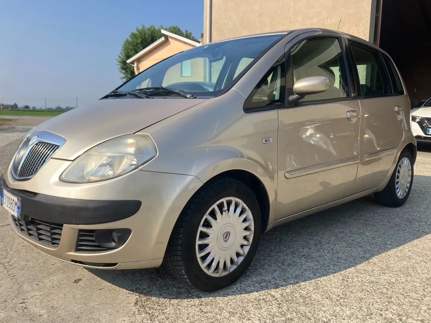Lancia MUSA 1.3 mjt 70 CV- UNICO PROPRIETARIO Bronzo - 1