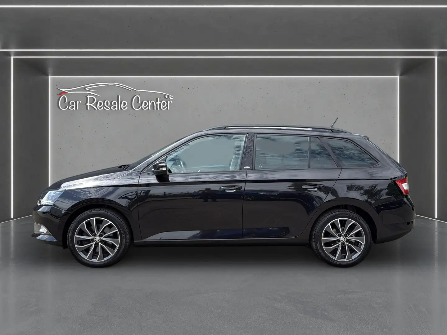 Skoda Fabia 1.4TDI Edition AHK+KLIMA+SHZ+TEMPOMAT+8xBEREIFT Schwarz - 2