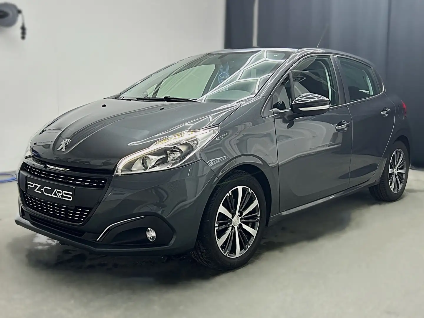 Peugeot 208 5-trg|LED|Panorama|Kamera|SHZ|Tempo|TÜV08/27 Grau - 1