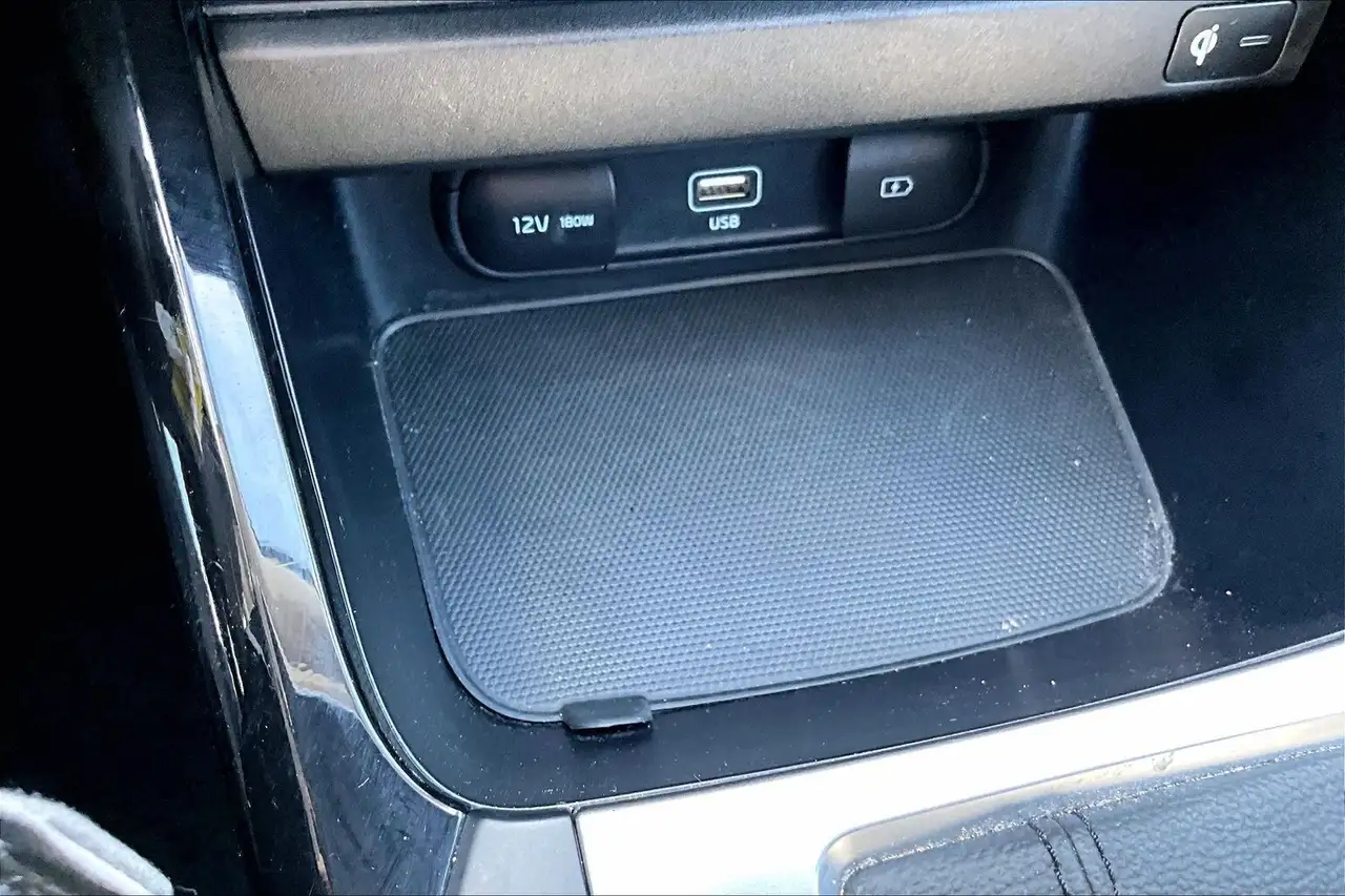 Kia Forte снимка Kia Forte