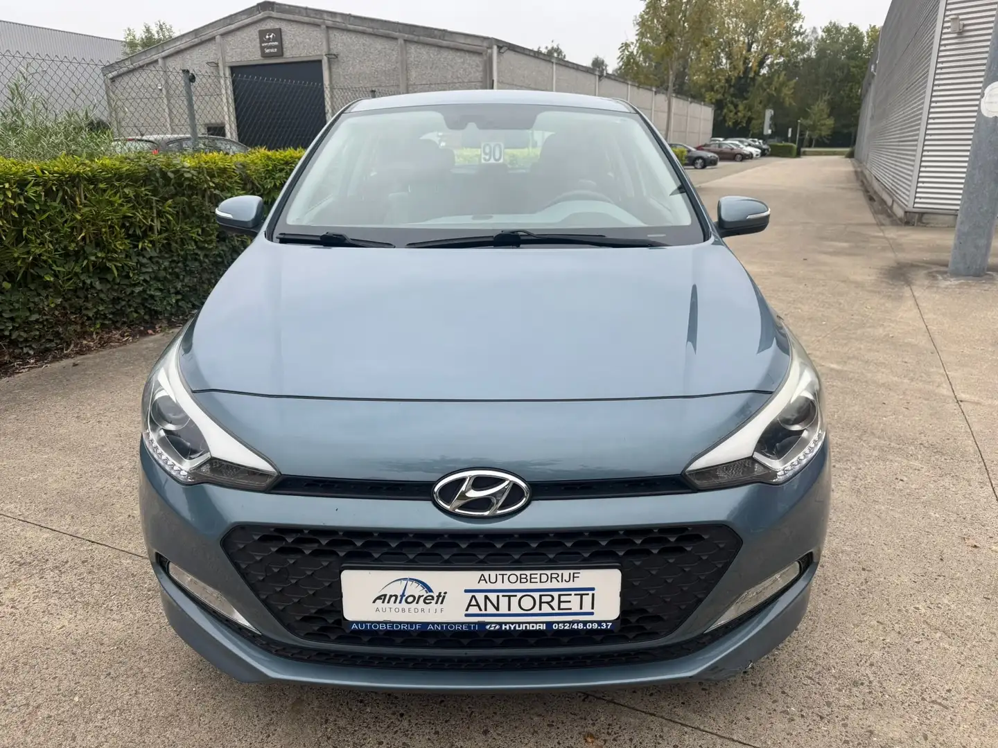 Hyundai i20 i20 1.4 Automatik pop Bleu - 2